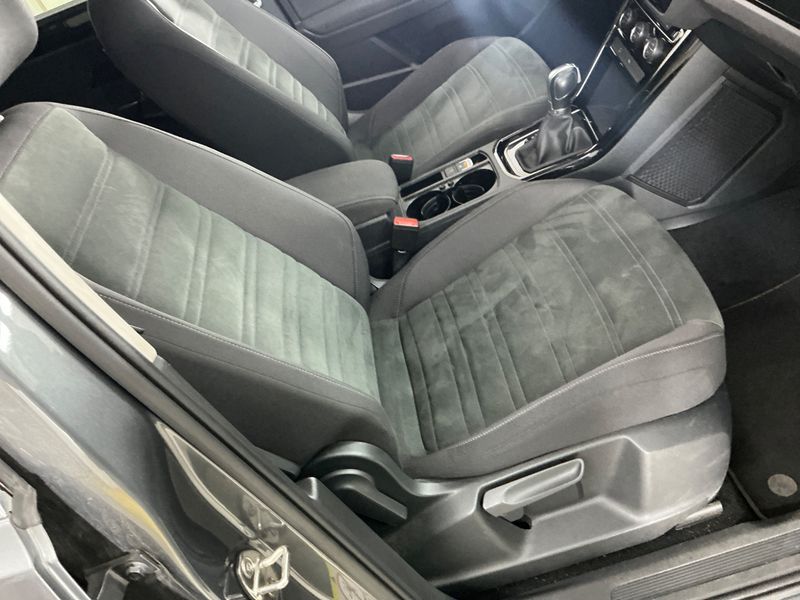 Volkswagen Touran 2.0 TDI Comfortline BlueMotion Tech 2019 – снимка 28