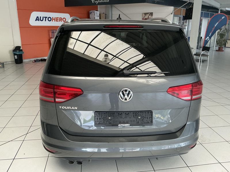 Volkswagen Touran 2.0 TDI Comfortline BlueMotion Tech 2019 – снимка 7