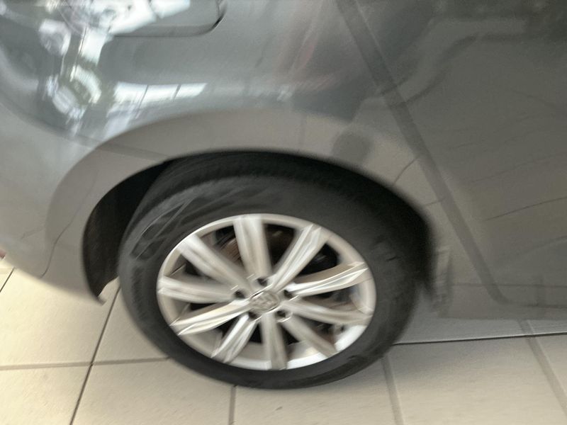 Volkswagen Touran 2.0 TDI Comfortline BlueMotion Tech 2019 – снимка 9