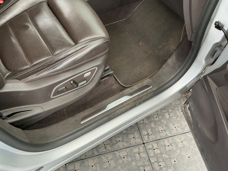 Renault Espace 1.6 dCi Energy Initiale Paris 2015 – снимка 32