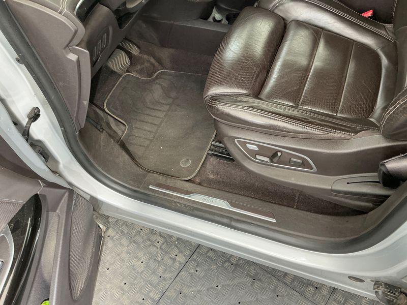 Renault Espace 1.6 dCi Energy Initiale Paris 2015 – снимка 28