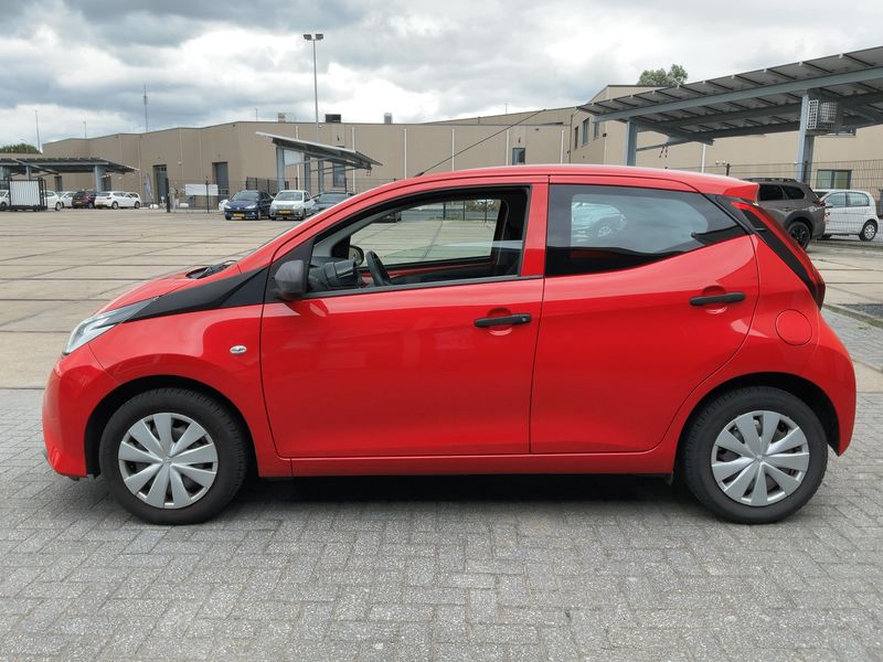 Toyota Aygo 1.0 VVT-i X-Fun 2019 – снимка 4