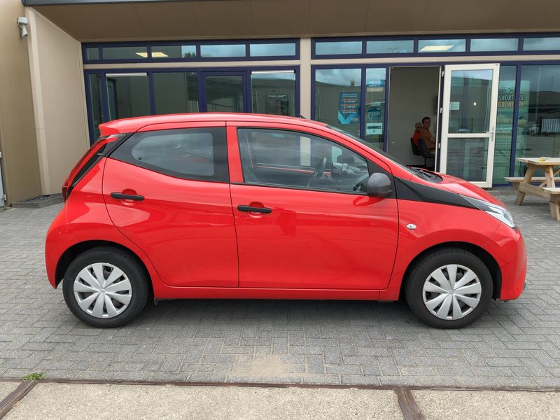Toyota Aygo 1.0 VVT-i X-Fun 2019 – снимка 10
