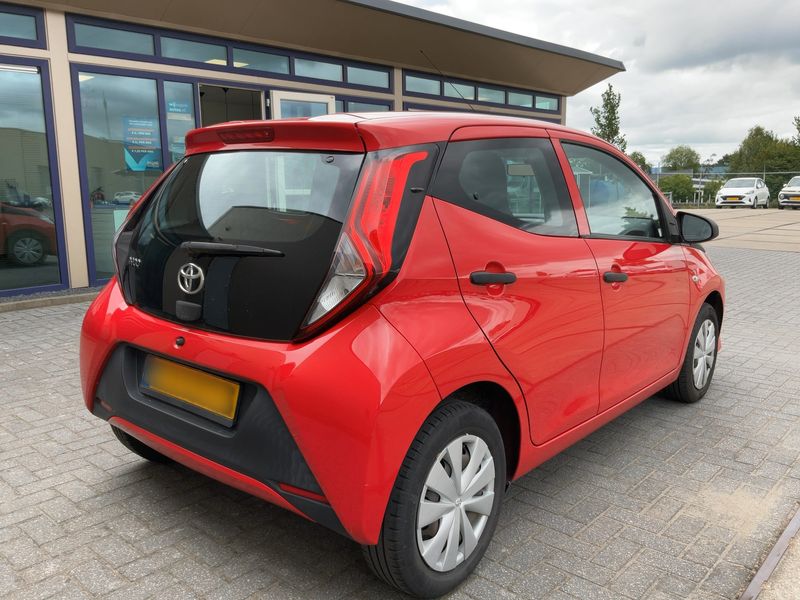 Toyota Aygo 1.0 VVT-i X-Fun 2019 – снимка 8
