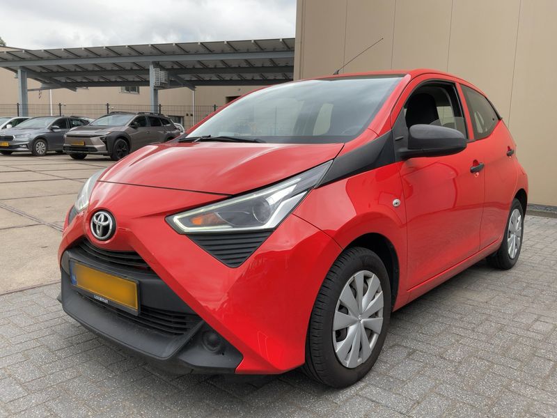 Toyota Aygo 1.0 VVT-i X-Fun 2019 – снимка 1