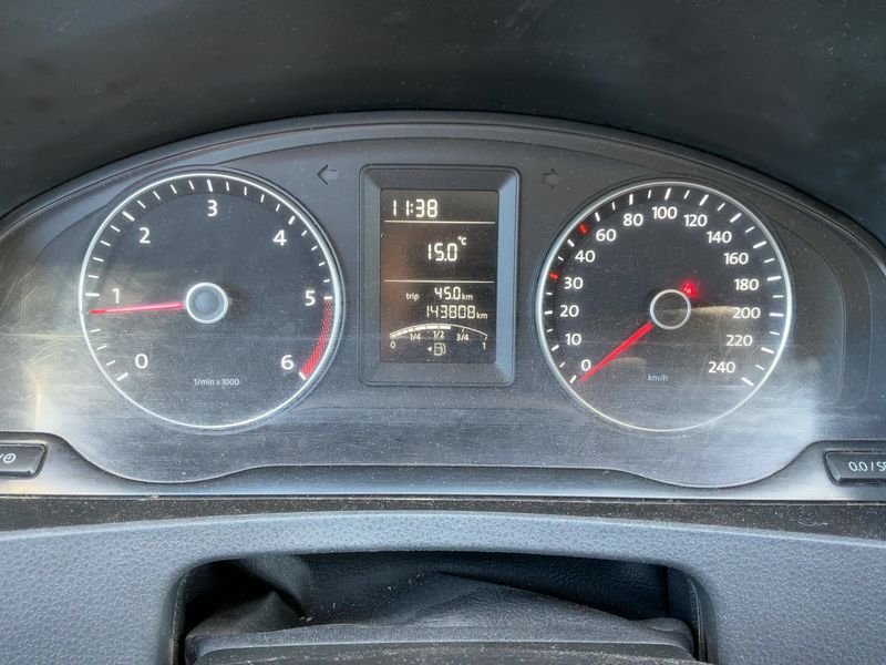 Volkswagen T5 Transporter 2.0 TDI Kasten lang 2013 – снимка 18