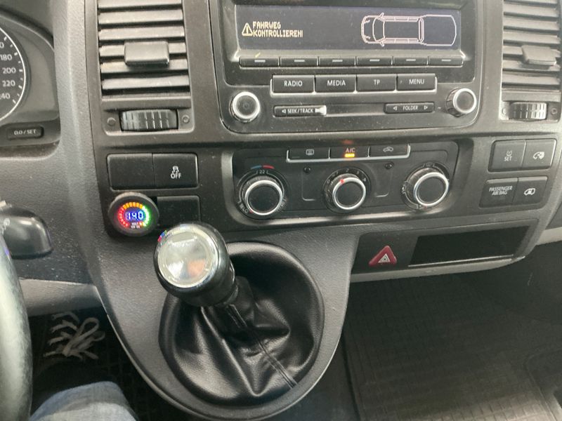 Volkswagen T5 Transporter 2.0 TDI Kasten lang 2013 – снимка 33