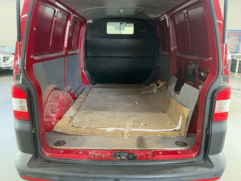 Volkswagen T5 Transporter 2.0 TDI Kasten lang 2013 – снимка 15