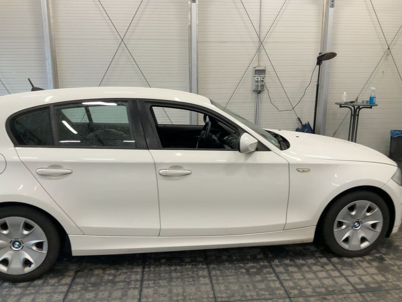 BMW 1er 116d 2011 – снимка 10