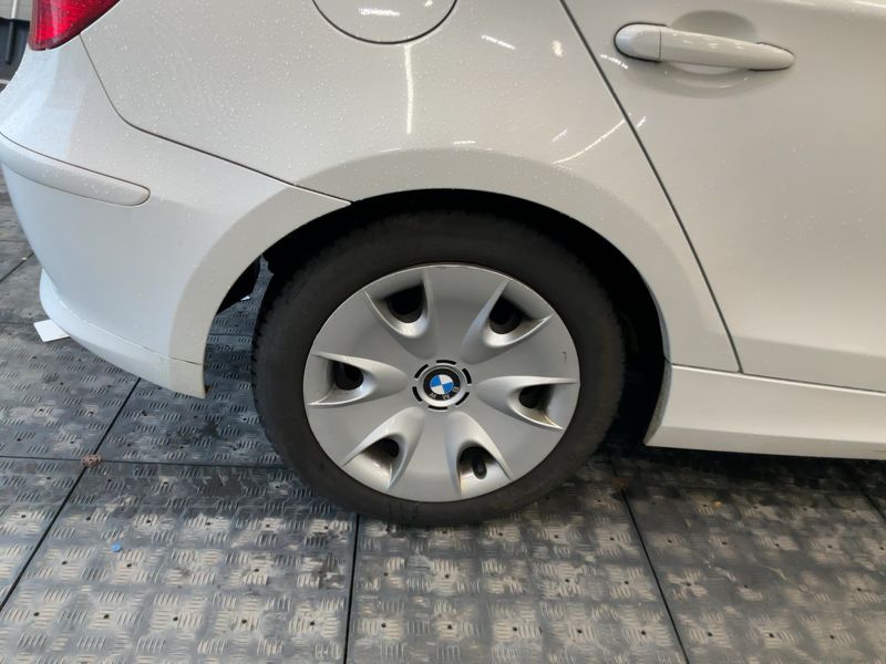 BMW 1er 116d 2011 – снимка 9