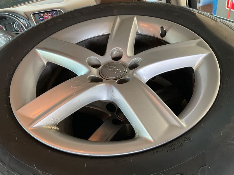 Audi Q5 2.0 TDI quattro 2012 – снимка 40