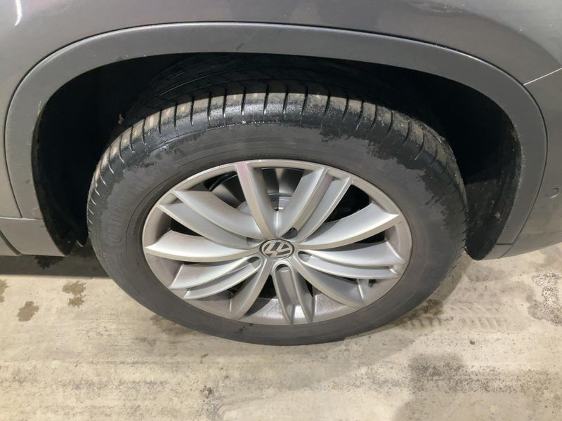 Volkswagen Tiguan 2.0 TDI Life BlueMotion Tech 2013 – снимка 11