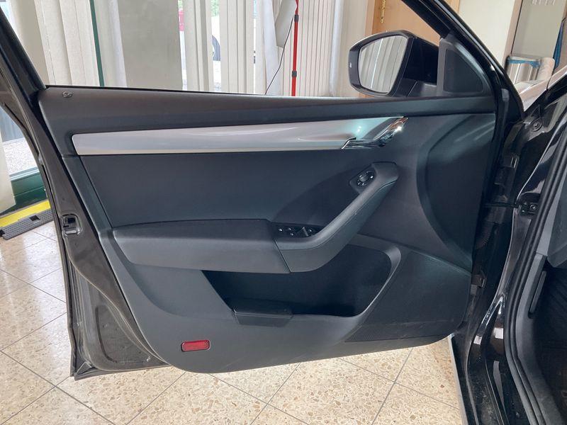 Skoda Octavia 1.6 TDI Style 2017 – снимка 33