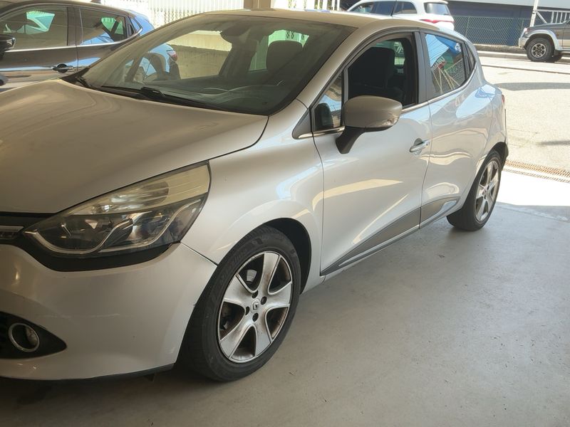 Renault Clio 1.5 dCi Energy Intens 2016 – снимка 2
