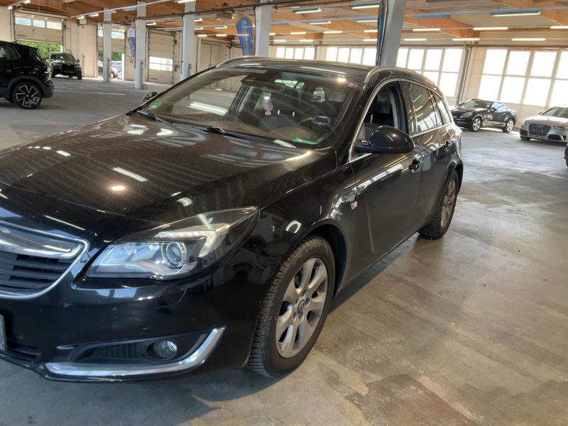 Opel Insignia Sports Tourer 1.6 CDTI DPF Innovation 2016 – снимка 2