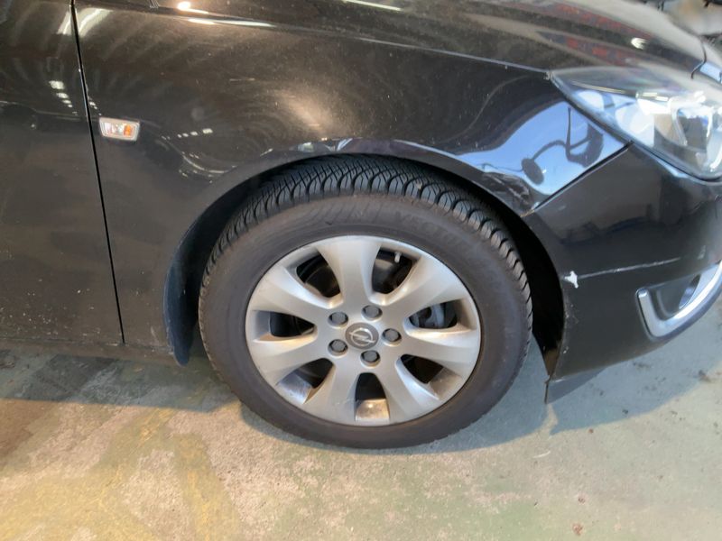 Opel Insignia Sports Tourer 1.6 CDTI DPF Innovation 2016 – снимка 11