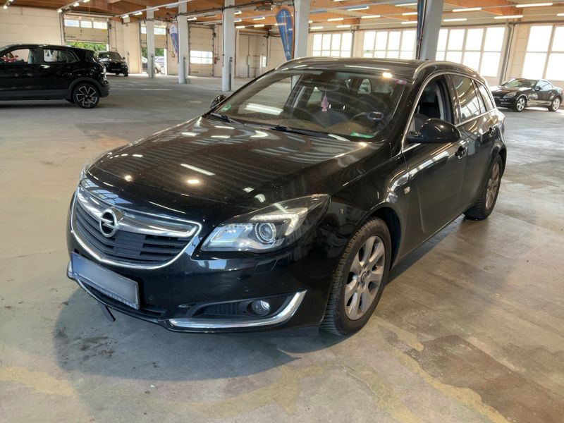 Opel Insignia Sports Tourer 1.6 CDTI DPF Innovation 2016 – снимка 1
