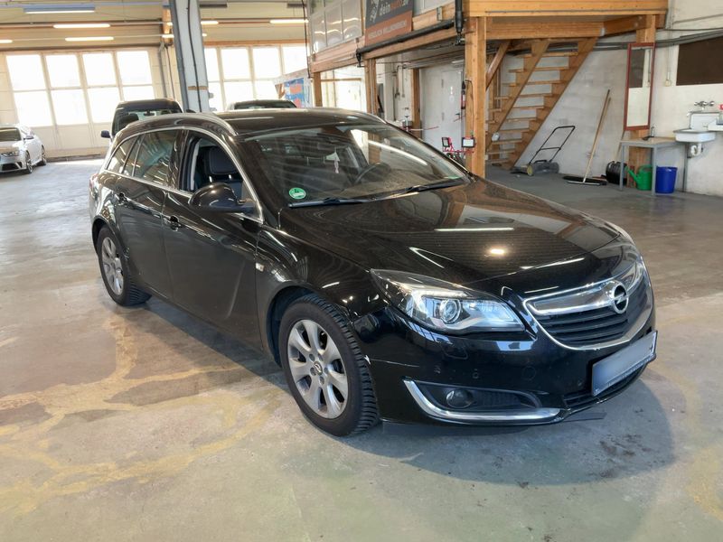 Opel Insignia Sports Tourer 1.6 CDTI DPF Innovation 2016 – снимка 12