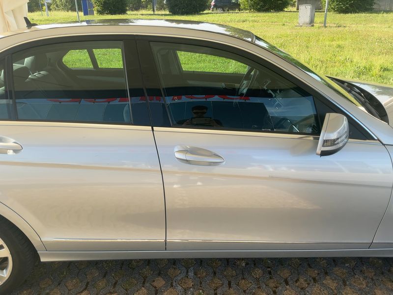 Mercedes-Benz C-Klasse C 250 CDI 4Matic BlueEfficiency Avantgarde 2011 – снимка 10