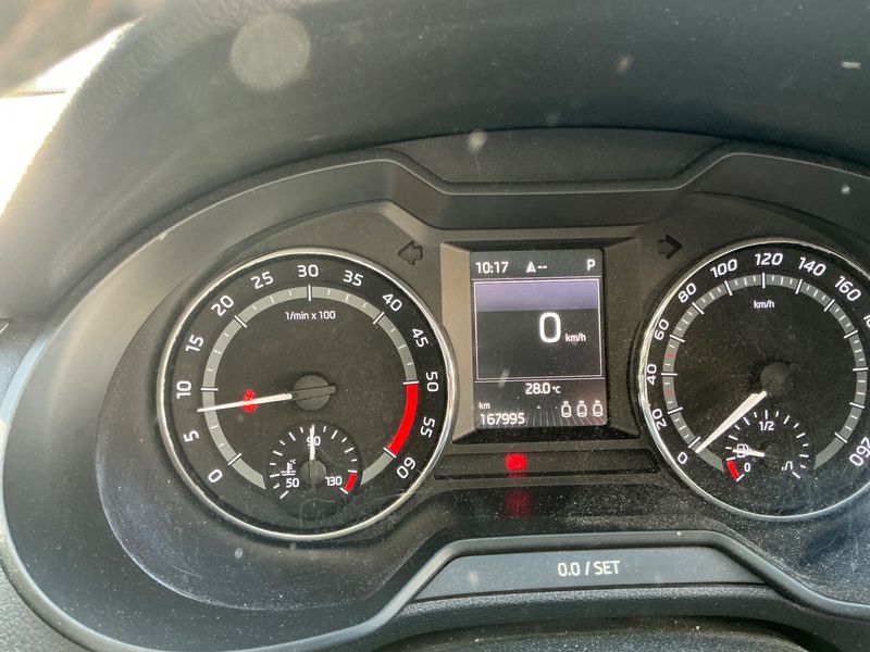 Skoda Octavia 2.0 TDI Scout 4x4 2016 – снимка 18