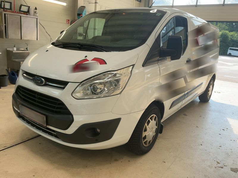 Ford Transit Custom 2.0 TDCi 270 L1 Limited 2017 – снимка 2