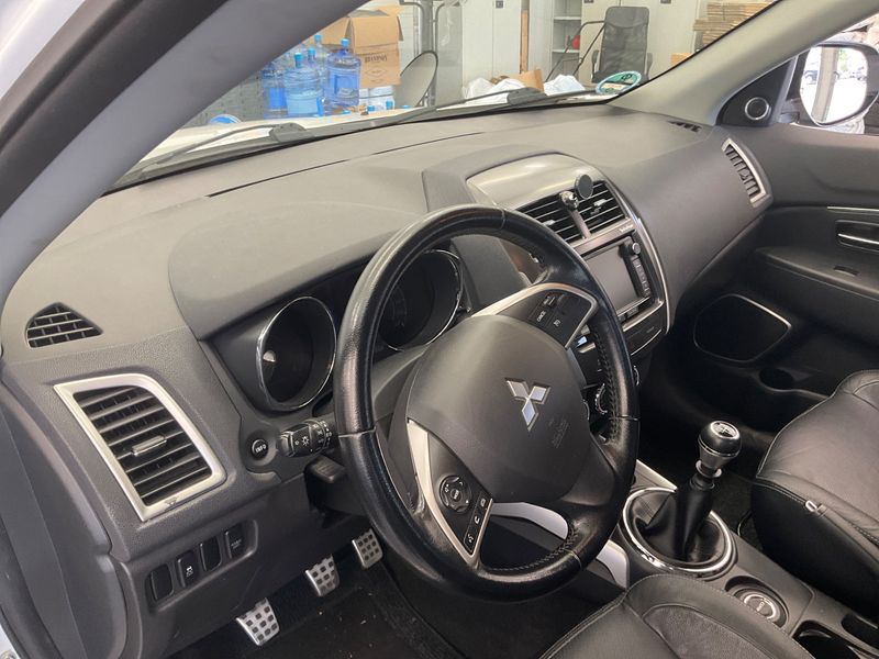 Mitsubishi ASX 1.8 DI-D Diamant Edition 4WD 2014 – снимка 41