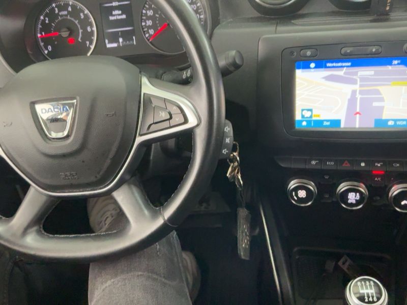 Dacia Duster 1.5 Blue dCi Prestige 2019 – снимка 18