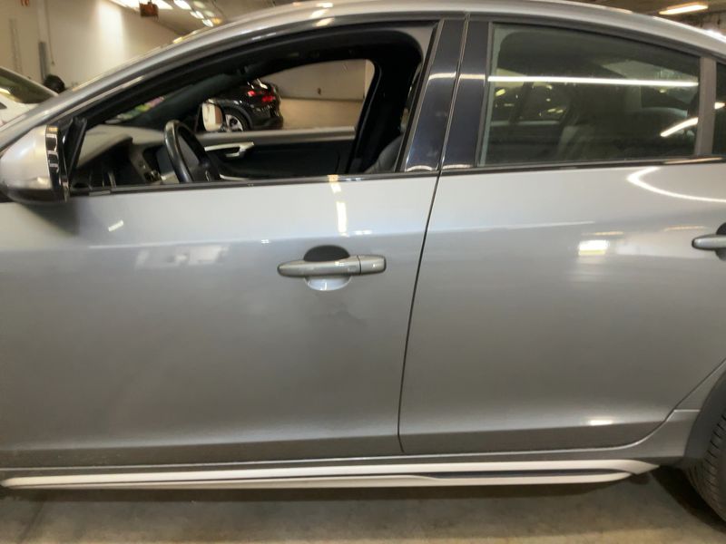Volvo S60 Cross Country 2.0 D4 Summum 2015 – снимка 4