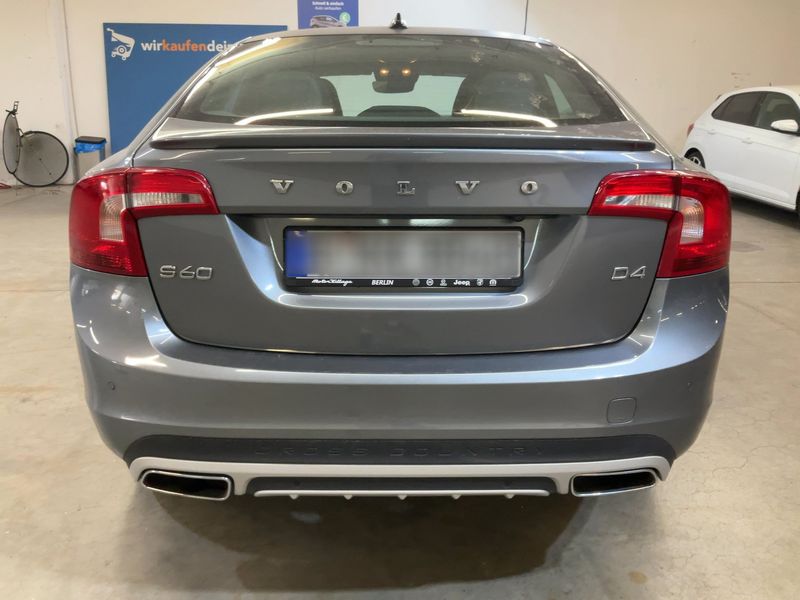 Volvo S60 Cross Country 2.0 D4 Summum 2015 – снимка 7