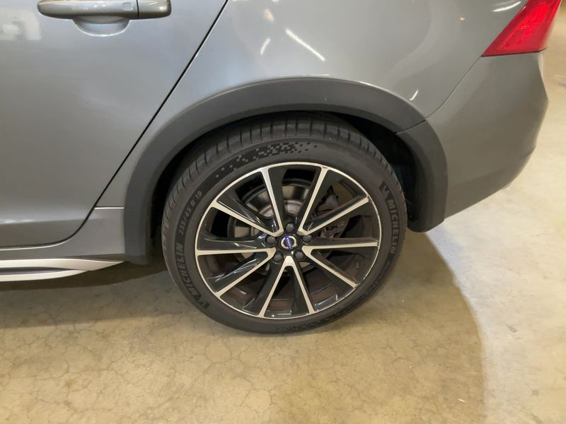 Volvo S60 Cross Country 2.0 D4 Summum 2015 – снимка 5