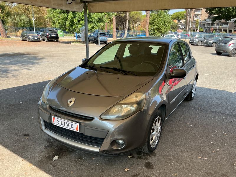 Renault Clio 1.5 dCi Dynamique 2011 – снимка 1