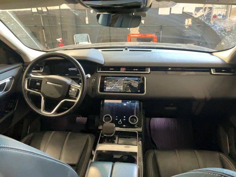 Land Rover Range Rover Velar D200 Mild-Hybrid SE 2021 – снимка 17