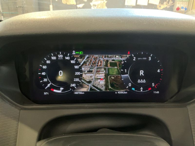 Land Rover Range Rover Velar D200 Mild-Hybrid SE 2021 – снимка 18