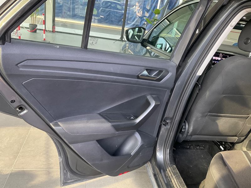 Volkswagen T-Roc 2.0 TDI Style 2021 – снимка 35