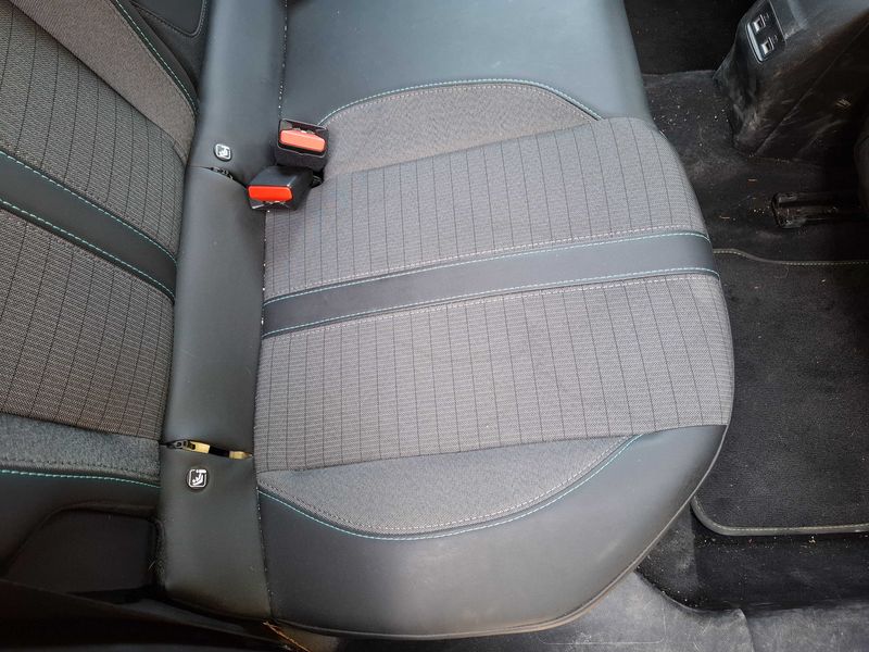Peugeot 208 1.2 PureTech Allure 2020 – снимка 58