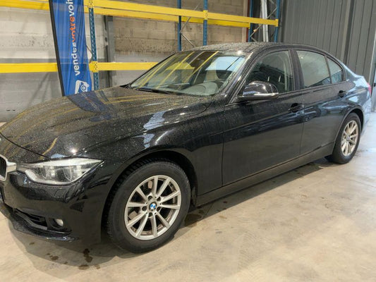 BMW 3er 318i 2018 – снимка 2