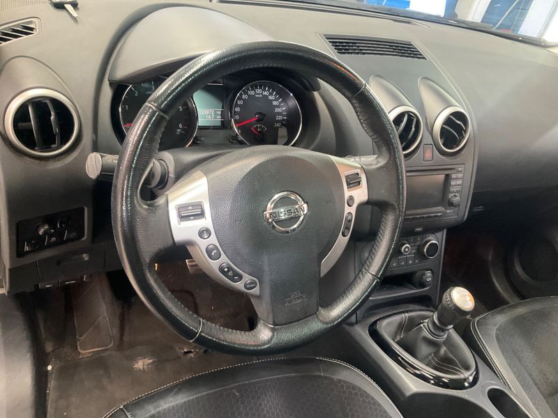 Nissan Qashqai 1.6 dCi 360 2013 – снимка 35