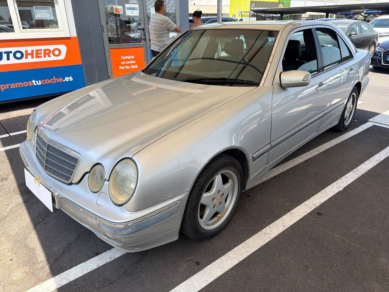Mercedes-Benz E-Klasse E 320 CDI Elegance 2001 – снимка 1