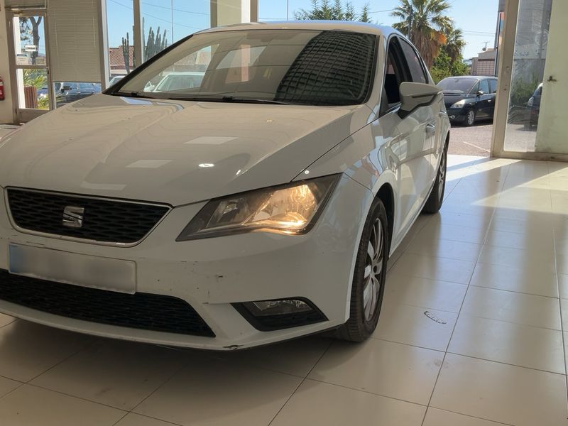 Seat Leon 1.6 TDI Reference Plus 2014 – снимка 2