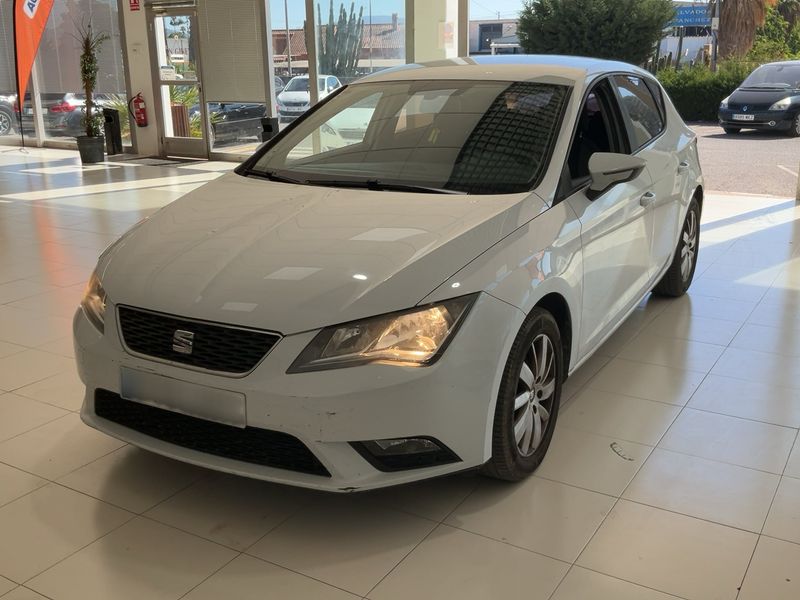 Seat Leon 1.6 TDI Reference Plus 2014 – снимка 1