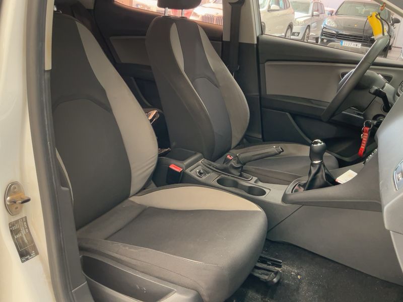 Seat Leon 1.6 TDI Reference Plus 2014 – снимка 16