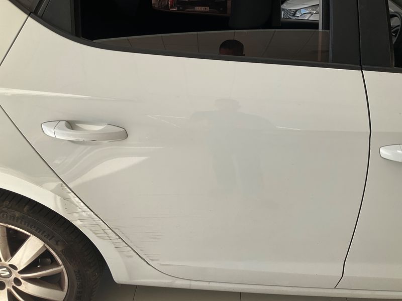 Seat Leon 1.6 TDI Reference Plus 2014 – снимка 24