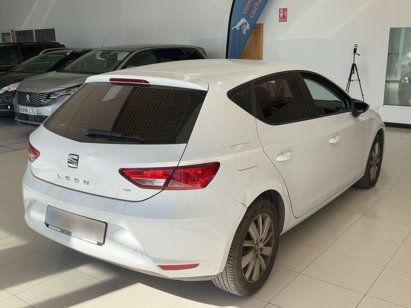Seat Leon 1.6 TDI Reference Plus 2014 – снимка 8