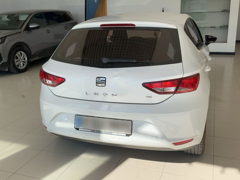 Seat Leon 1.6 TDI Reference Plus 2014 – снимка 7
