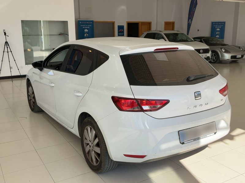 Seat Leon 1.6 TDI Reference Plus 2014 – снимка 6