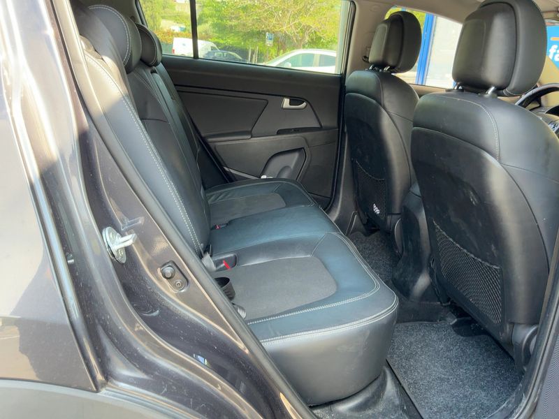 Kia Sportage 2.0 CRDi Rebel 4WD 2013 – снимка 19