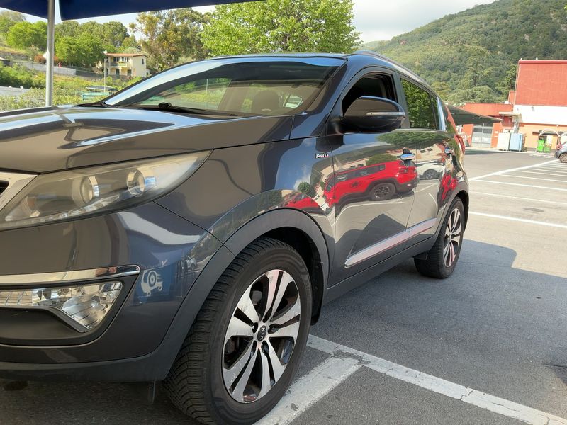 Kia Sportage 2.0 CRDi Rebel 4WD 2013 – снимка 2