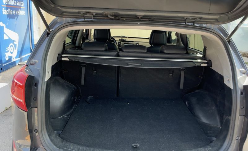 Kia Sportage 2.0 CRDi Rebel 4WD 2013 – снимка 15