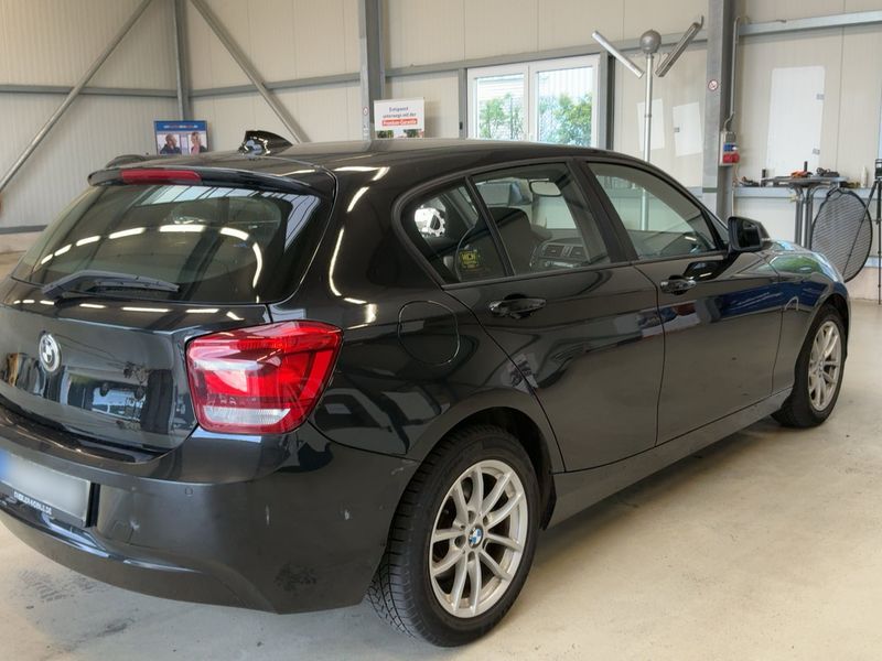 BMW 1er 118i 2011 – снимка 8