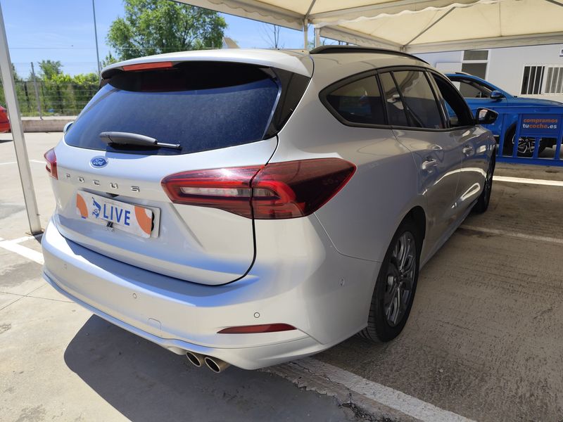 Ford Focus 1.0 EcoBoost Mild-Hybrid ST-Line 2024 – снимка 5